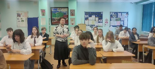 Завершились заключительные выезды в школы Лодейнопольского и Волосовского районов в рамках проекта «Духовно-нравственные ценности в изобразительном искусстве России» Завершились заключительные выезды в школы Лодейнопольского и Волосовского районов в рамках проекта «Духовно-нравственные ценности в изобразительном искусстве России»